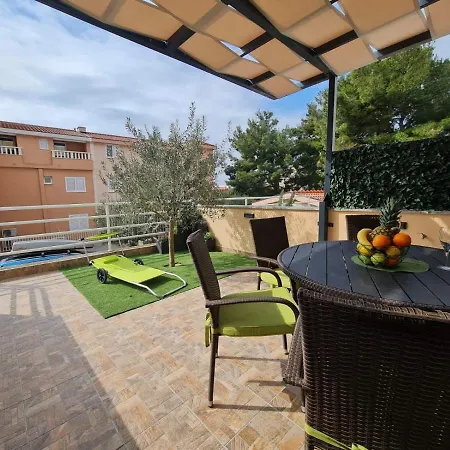 Διαμέρισμα Apartman Jadra Μακάρσκα