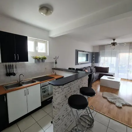 Διαμέρισμα Apartman Jadra *